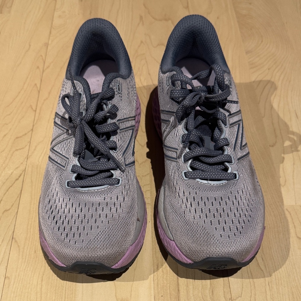 New Balance Women's Gray and Pink Athletic Shoes
